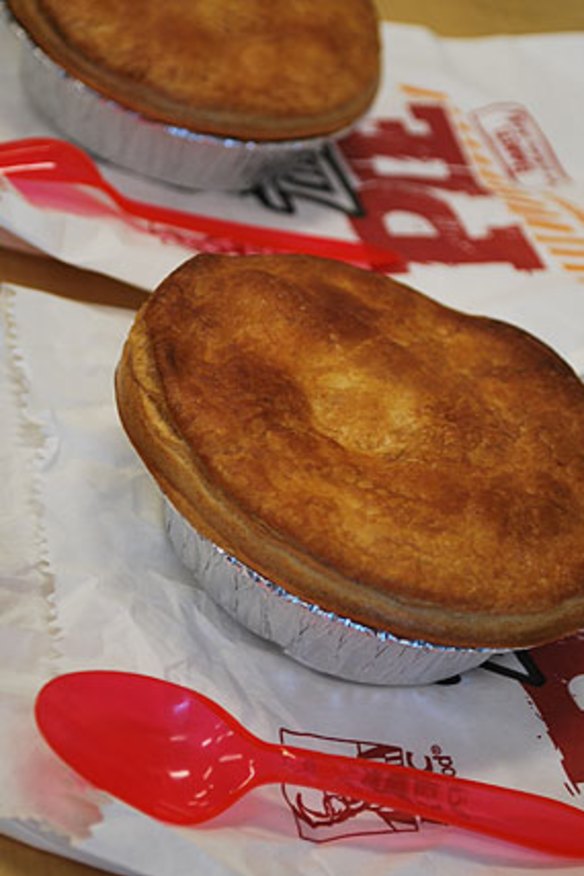 Zinger pies are served with spoons.