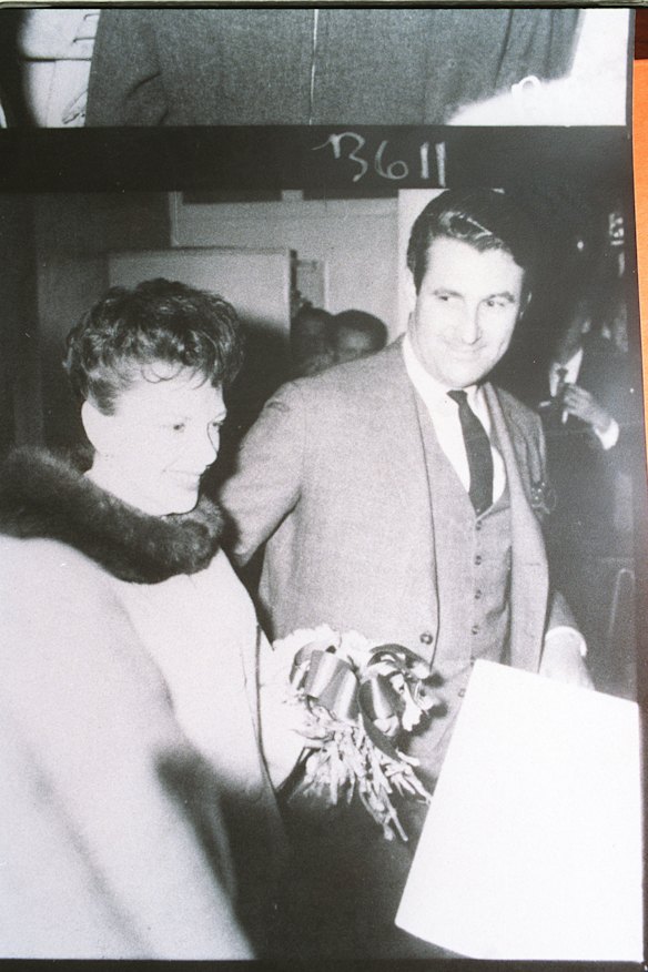 Miller with Judy Garland in Sydney.