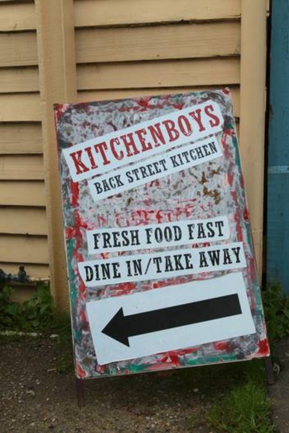Kitchenboys, Warburton.