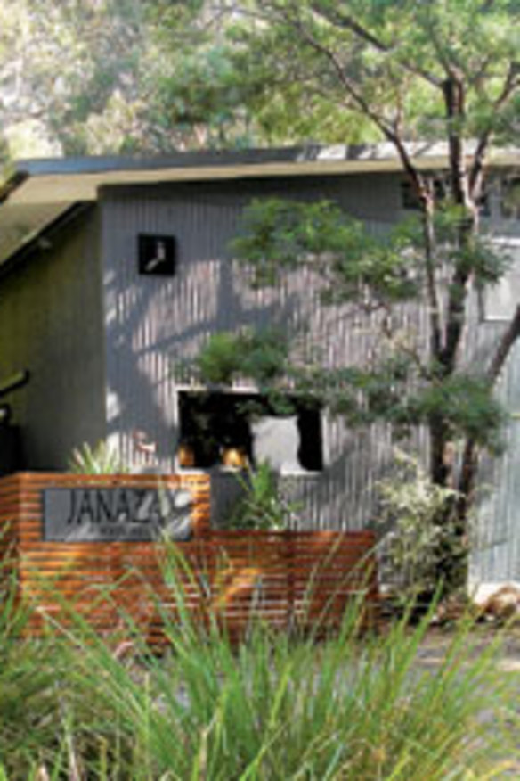 JANZA BOUTIQUE RETREAT, Grampians, Vic.
