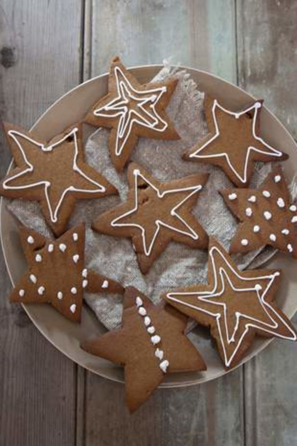 Nat's gingerbread stars, a recipe given to Stephanie Alexander by her friend Natalie Paull.