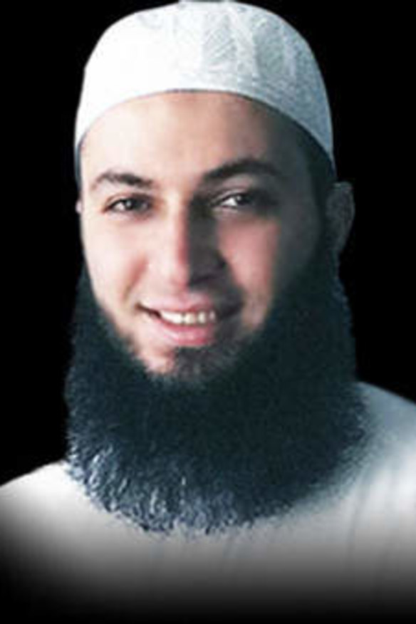 Sheikh Mustapha Al Majzoub: 'Accepted as a martyr, allow victory to the believers.'