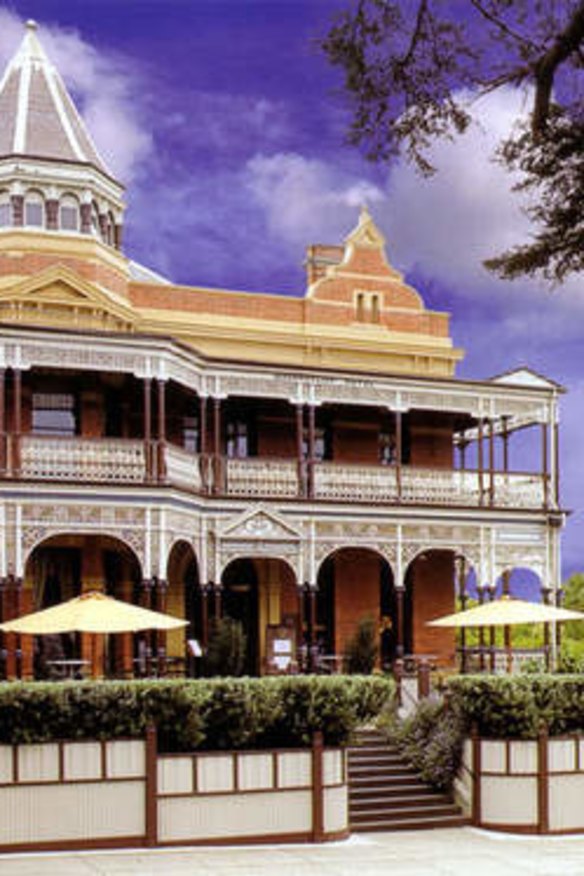 With its grand exterior and varied dining options, Queenscliff Hotel echoes a colourful history.