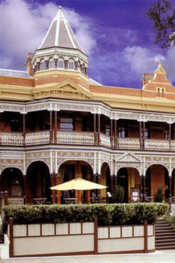 With its grand exterior and varied dining options, Queenscliff Hotel echoes a colourful history.