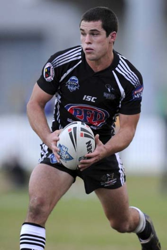 Mortimer inks two-year deal with Roosters to link with hero Anasta