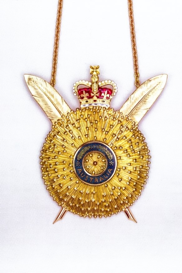 Order of Australia, The Secretary's Badge 1975.