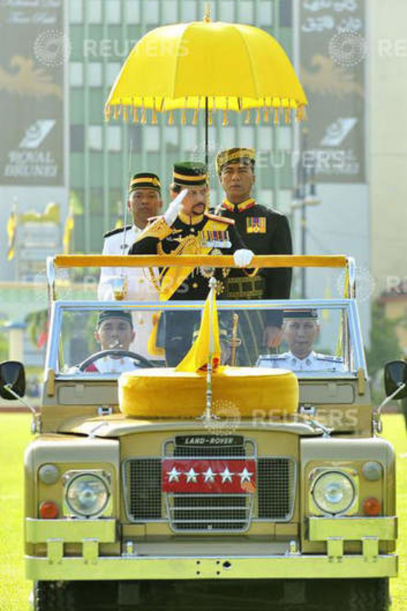 Sultan Hassanal Bolkiah salutes his people.