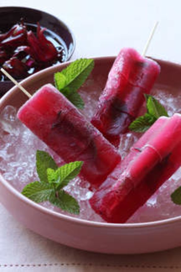 Icypoles can be as simple as frozen orange juice or raspberry cordial, or as grown-up as vodka, lime and soda.