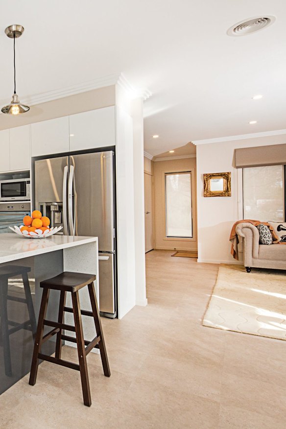 5 Tarana Street, Narrabundah. 