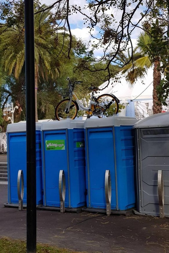 An oBike was left on top of portable toilets in Prahran in August 2017.