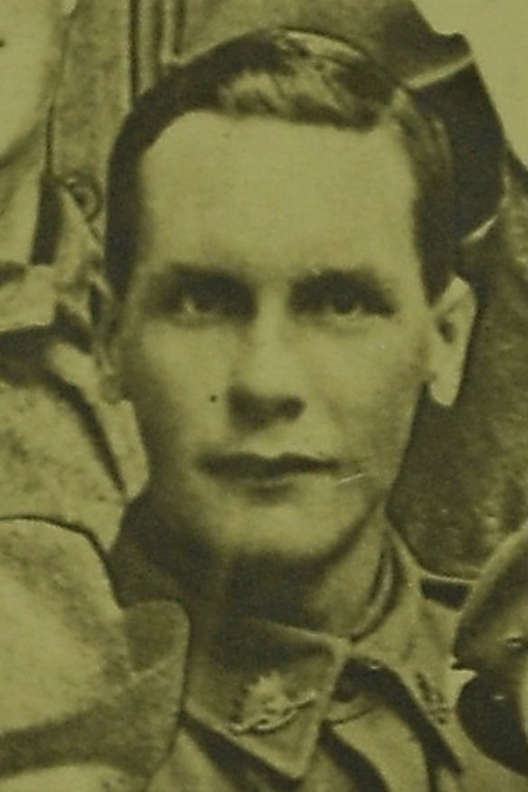 Joseph Ellery: Survived the war and was awarded the Military Medal.