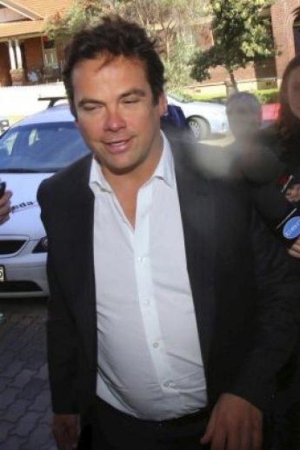 Lachlan Murdoch arrives at the Bondi Beach home of James Packer on Monday.
