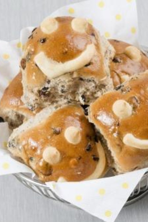 Ferguson Plarre Bakehouses asks the major supermarkets to only sell hot cross buns from no earlier than six weeks before Easter Sunday.