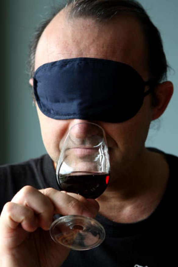 Blind tasting, a challenge even for the experts.