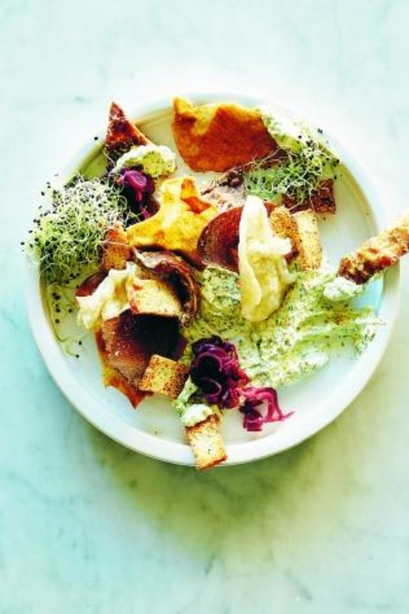 Chicken skin crackers served with salad.