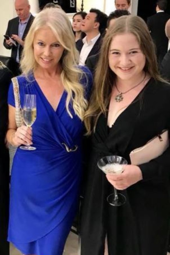 Shari-Lea Hitchcock with her daughter, Paula Pratt.