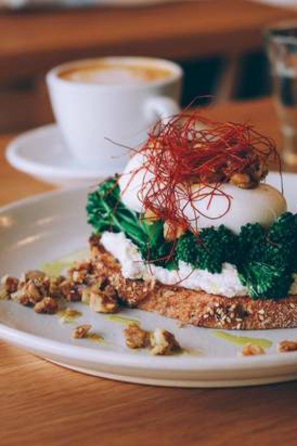 Poached eggs with spiced goat's curd and 'chilli hair'.