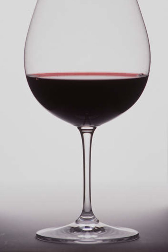 Crystal clear: clean glasses as soon as possible to avoid red wine stains.