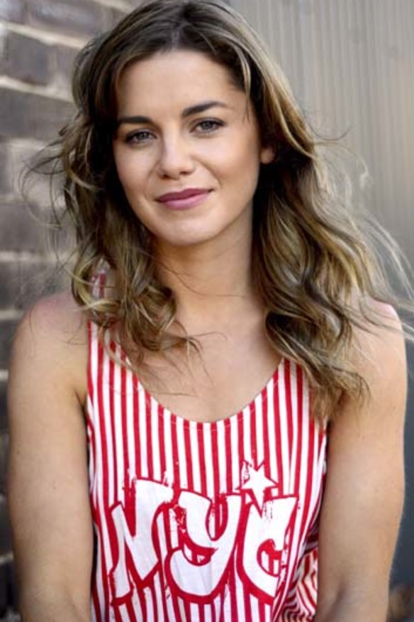 Prize role: Jessica Grace Lewis.