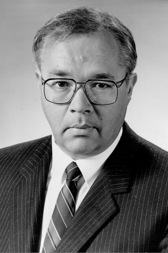 Channel 9 Political Editor Laurie Oakes in July 20, 1985.