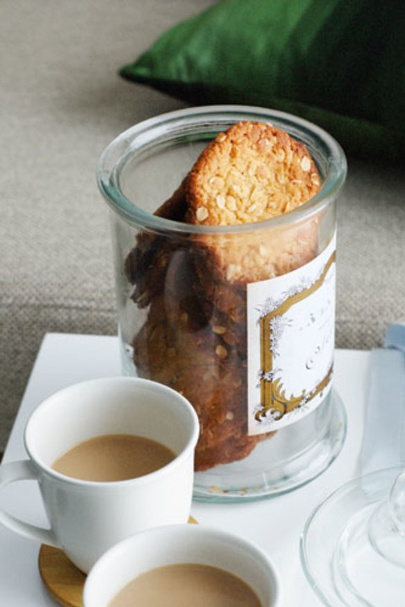 Oaty malted milk biscuits.