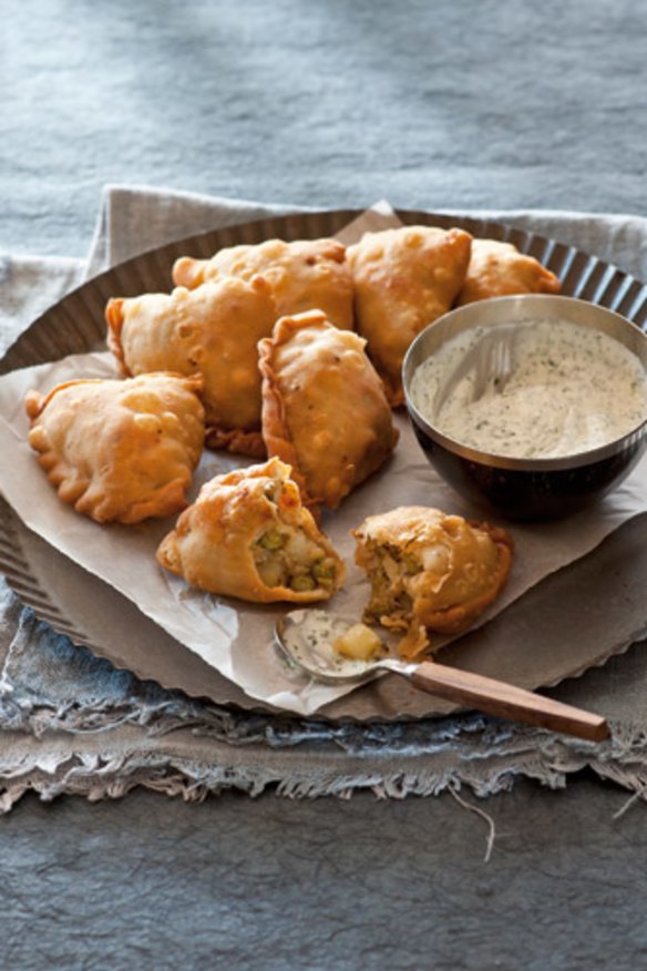 Potato and pea samosas recipe