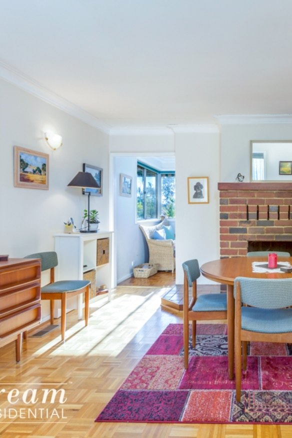 14 Savery Street, Garran.