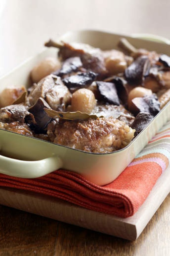 Chicken casserole with porcini mushrooms