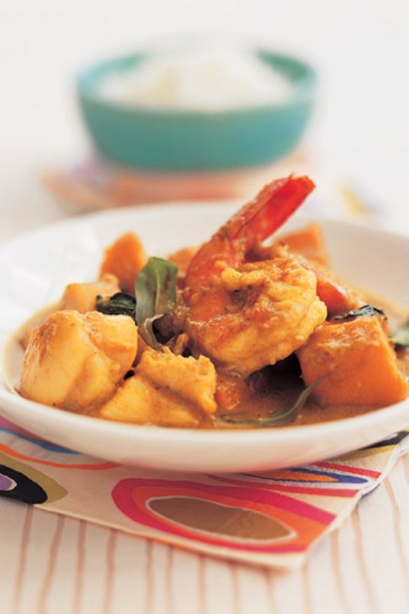 Vietnamese-style seafood curry
