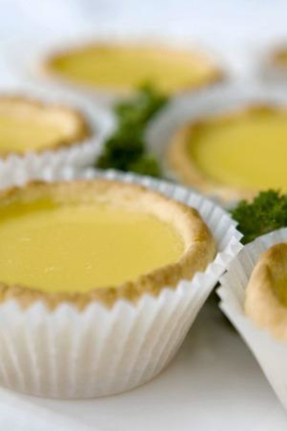 Tip: Grab some egg custard tarts at the earliest opportunity.