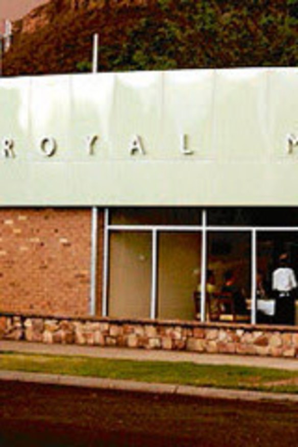 Royal Mail Hotel Article Lead - narrow