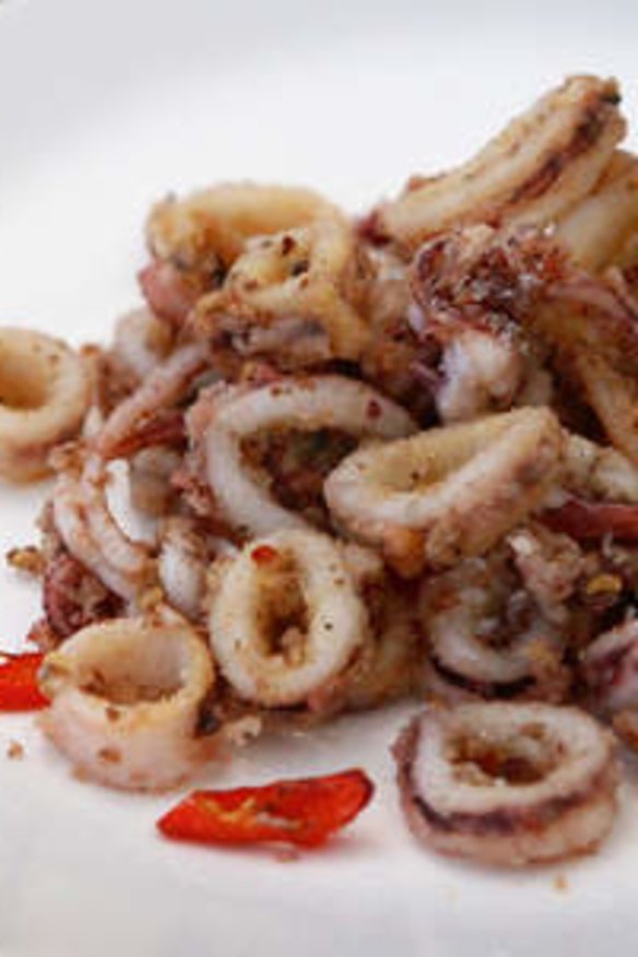Former <i>MasterChef</i> winner Adam Liaw nominates salt-and-pepper squid as a national dish.