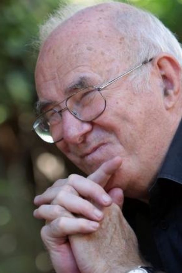 Clive James in 2007.