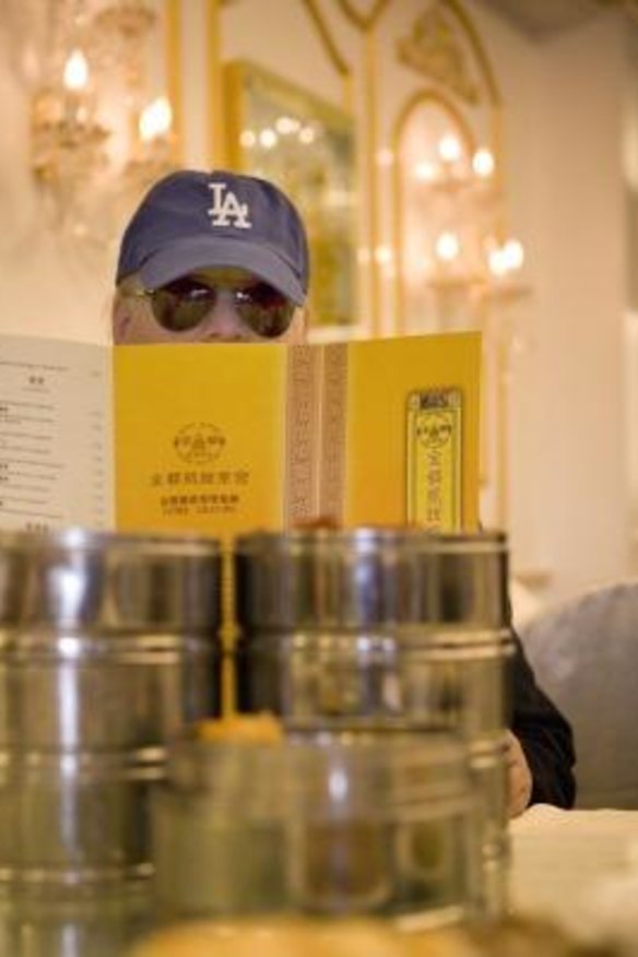 Jonathan Gold began writing about food for the <i>LA Weekly</i> in 1984. 