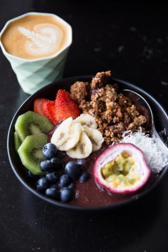 An acai bowl with granola.