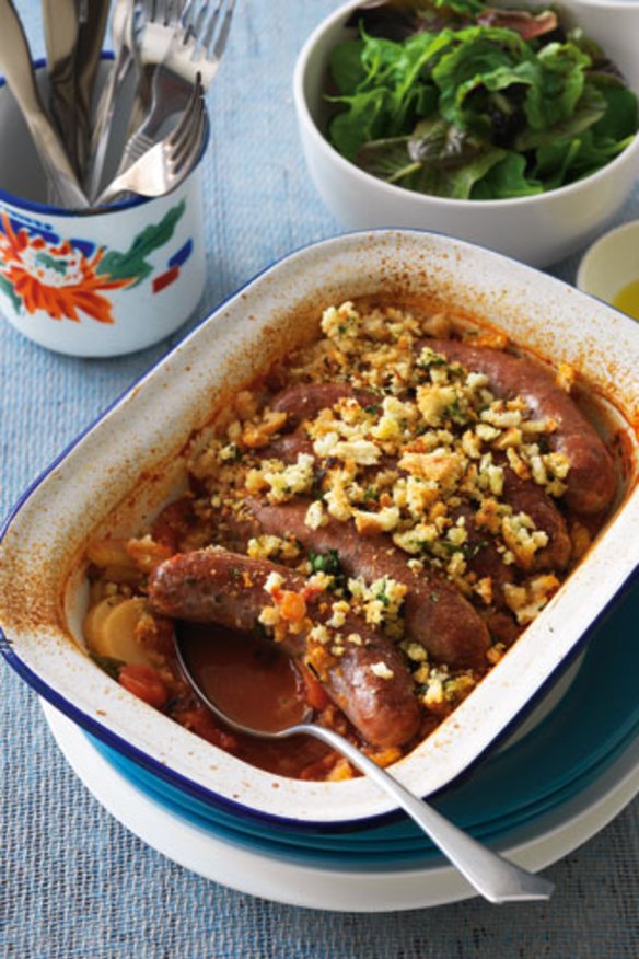 Baked sausages with herby breadcrumbs.