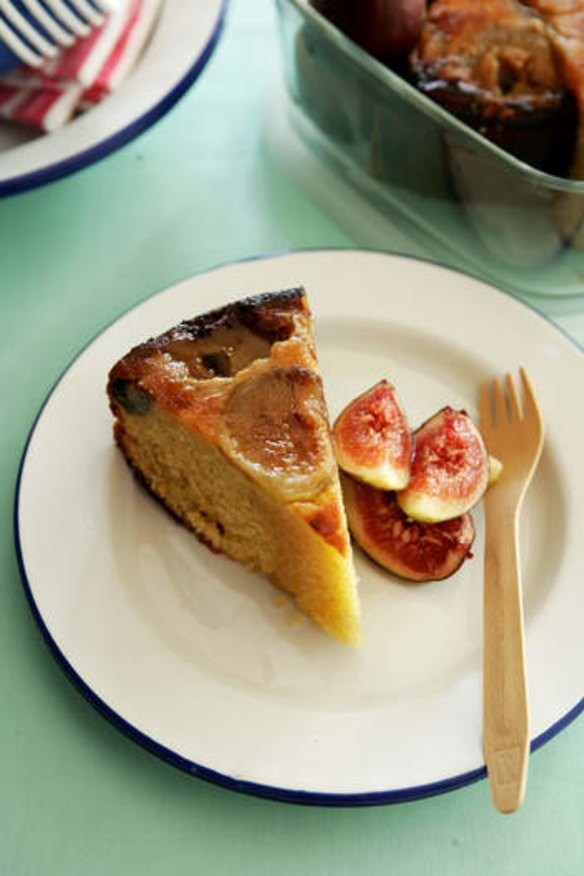 Fig and polenta cake