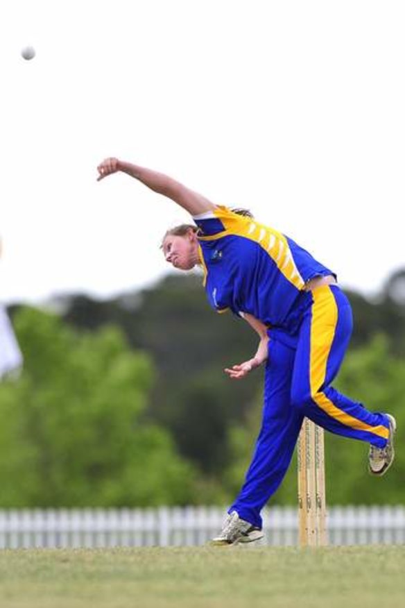Sam Bates aiming to spin ACT Meteors into T20 finals