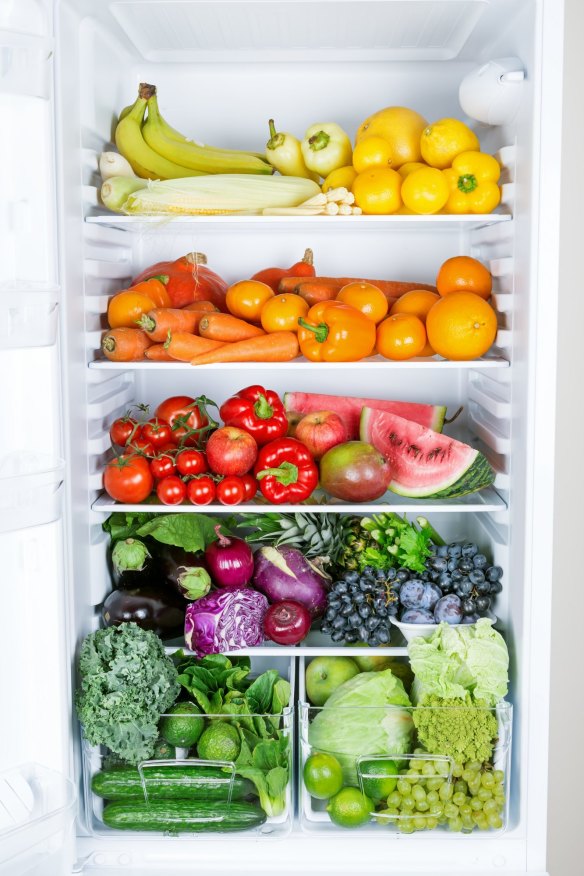 Which fruit and veg are friends in the fridge? They don't all need to go in the crisper.