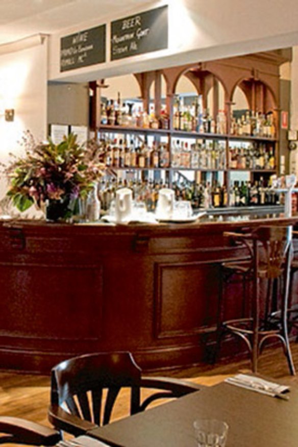 The Alliance Hotel Article Lead - narrow