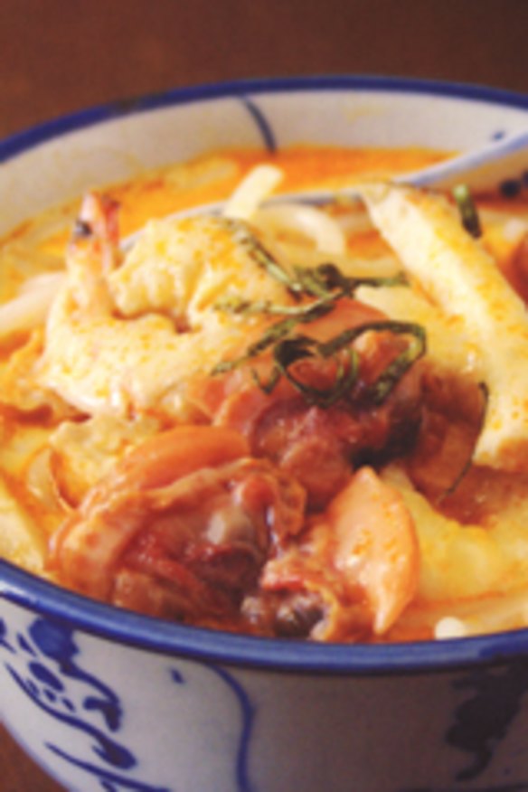 SinMa Laksa House Article Lead - narrow