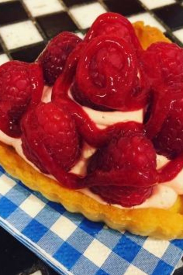 The raspberry and cream tart at Jamface.