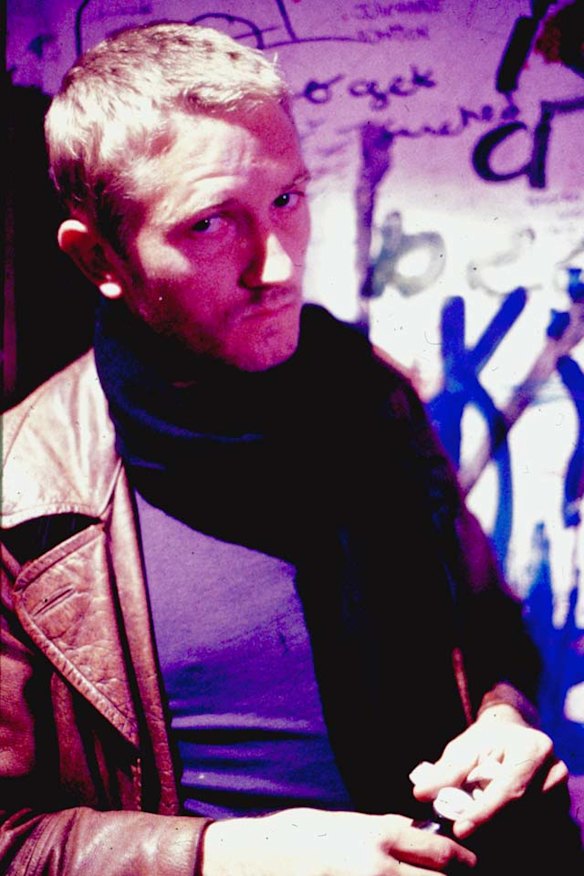 Standout ... Esben Storm.