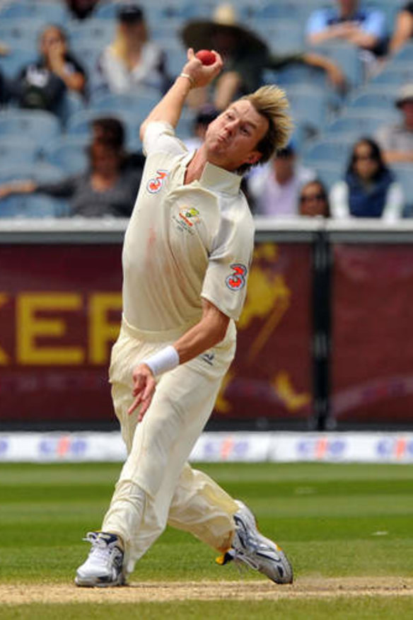 Brett Lee lets rip at the MCG in 2008.