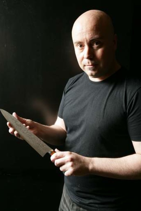 Leigh Hudson from the Chef's Armoury with a Tanaka knife.