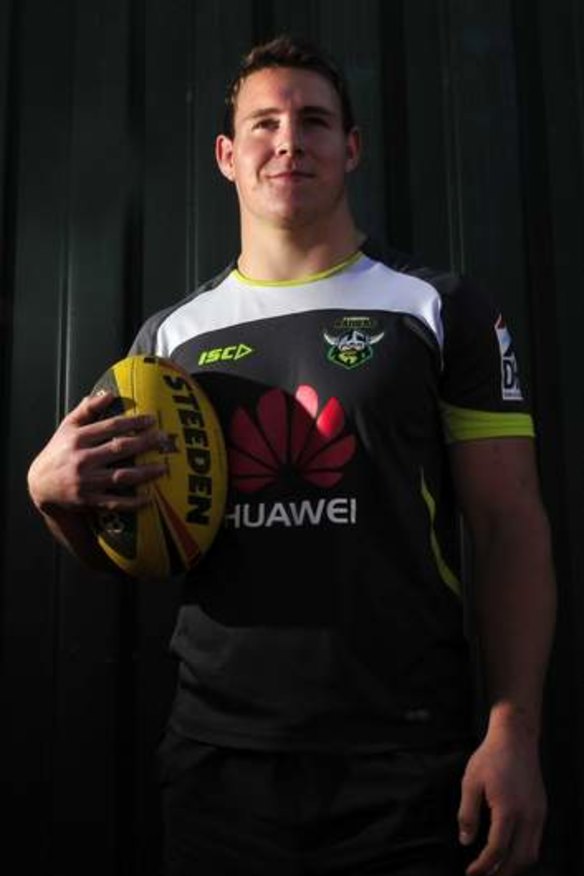 Dive into league pays off for Bateman