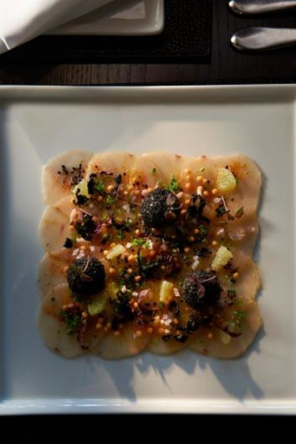 Scallops sashimi at Black by Ezard at The Star.