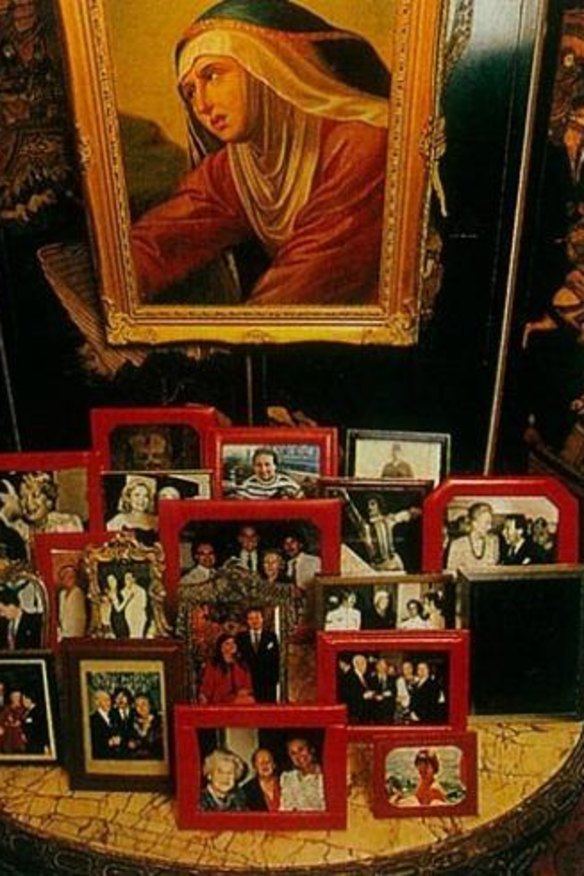 The Potters and Robert Straub feature in Prince Giustiniani's living room photographs. 