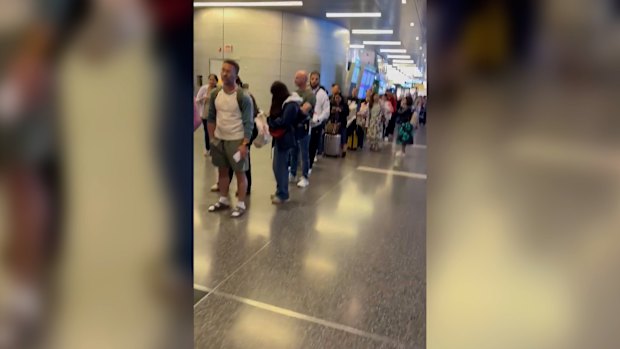 Long lines in Doha following the closure of airspace after Iran fired missiles at US military assets in Qatar. SOURCE: Damian McKee