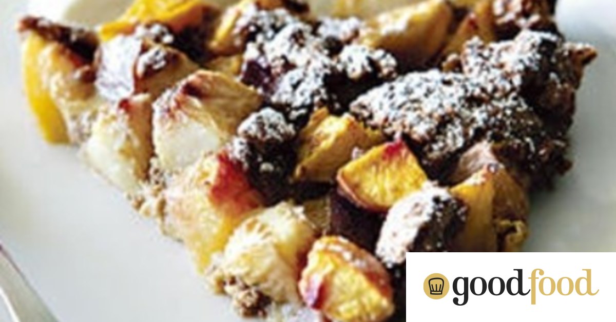 Baked nectarines with amaretti biscuits